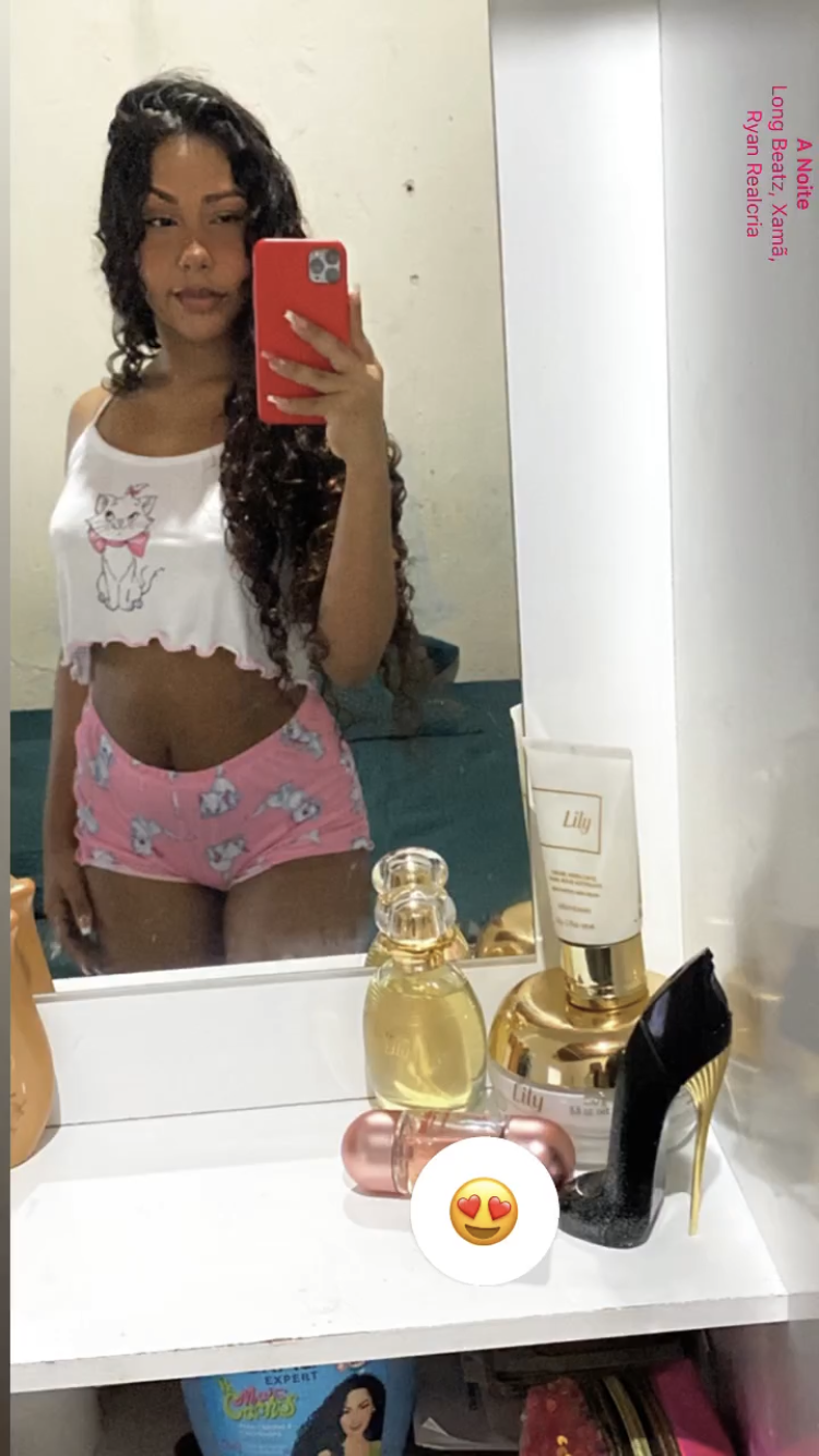 Morena do cabelo cacheado gostosa @izzaxw - Porno - EroMe