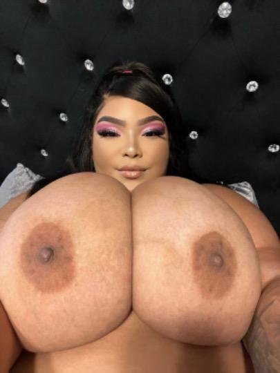 Heavy melons #Ct0YG0Bz