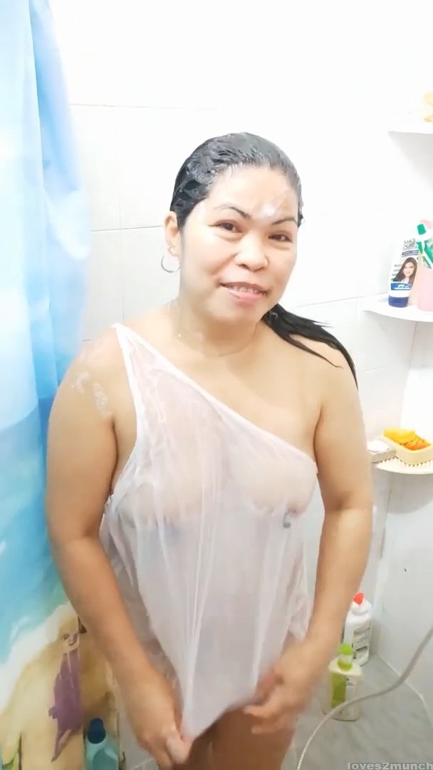 1st Time No Bra No Panty See Through White Sando Ligo Challenge Live🚿 #u79bW4zW