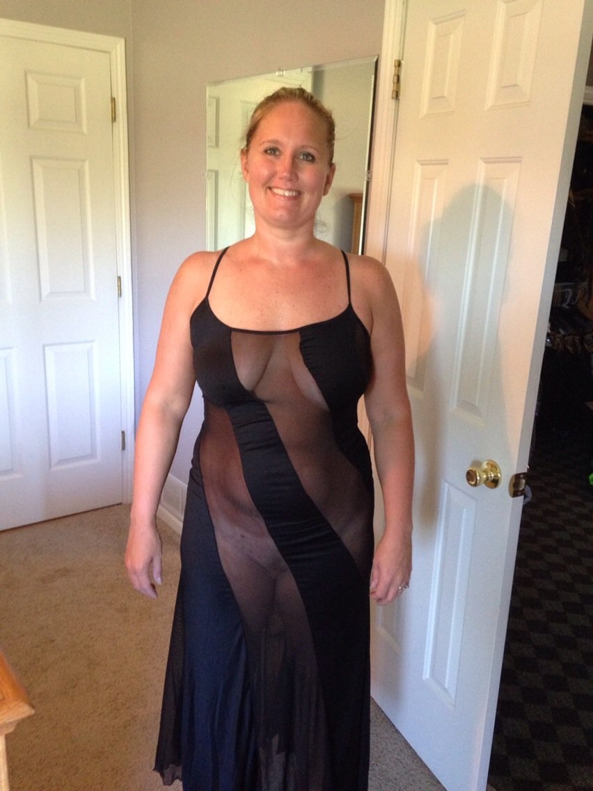 Mom in Black dress #1v8bedIV