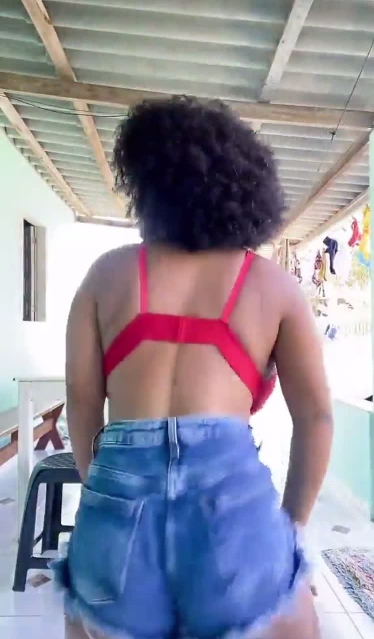 Nanah Rodrigues Got them milk jugs on her - Porn - EroMe