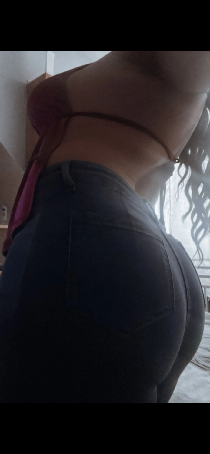 Nice ass and tits #XcvTQWIp