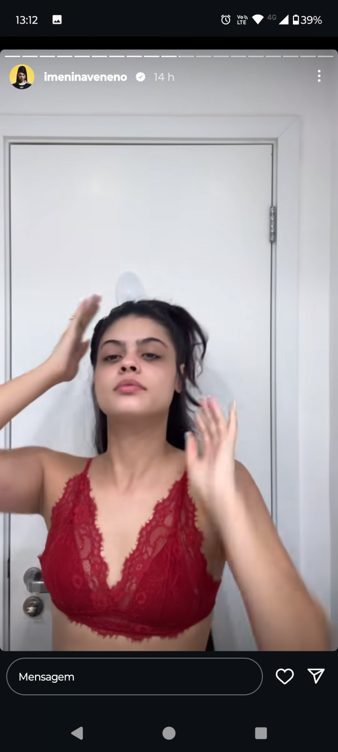 Axilas menina veneno #hdAc010a