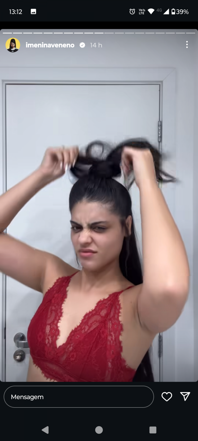 Axilas menina veneno #jgmK9uBu