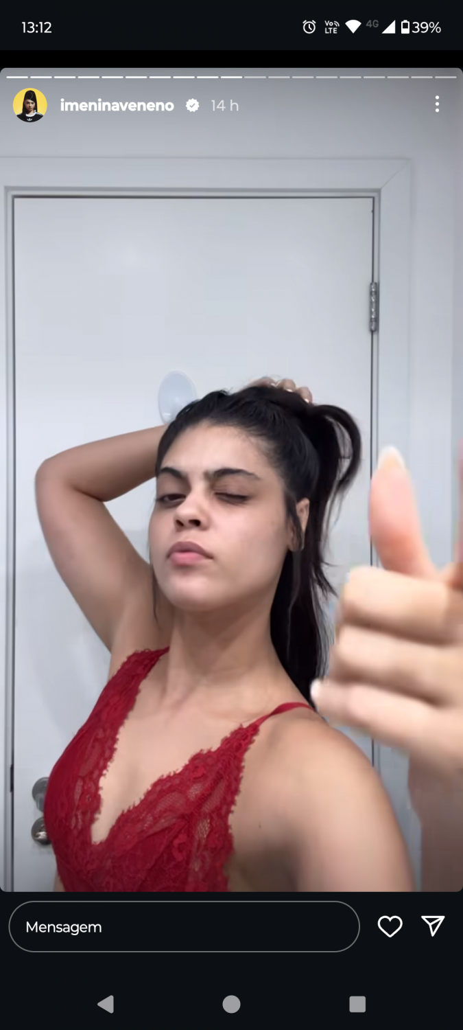 Axilas menina veneno #tnH0oLQp