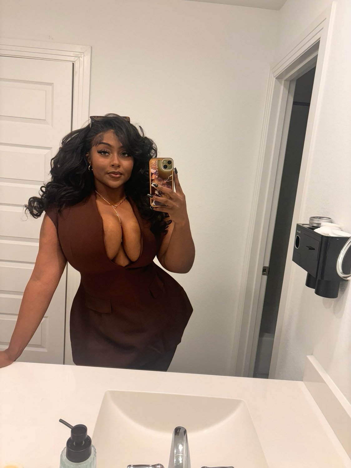 Big tit Ebony exposed #wtZYhGiH