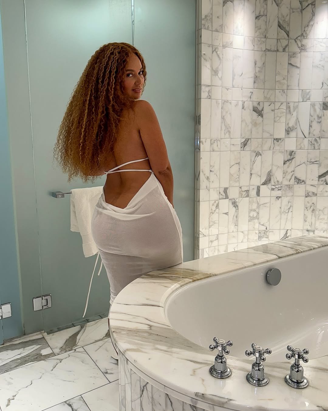 Pamela Alexandra #OWKsULz2