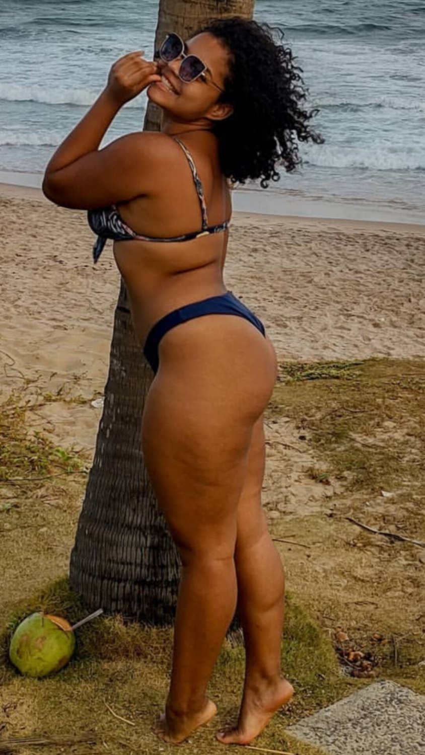Moreninha rabuda se exibindo #b1hQcAYb