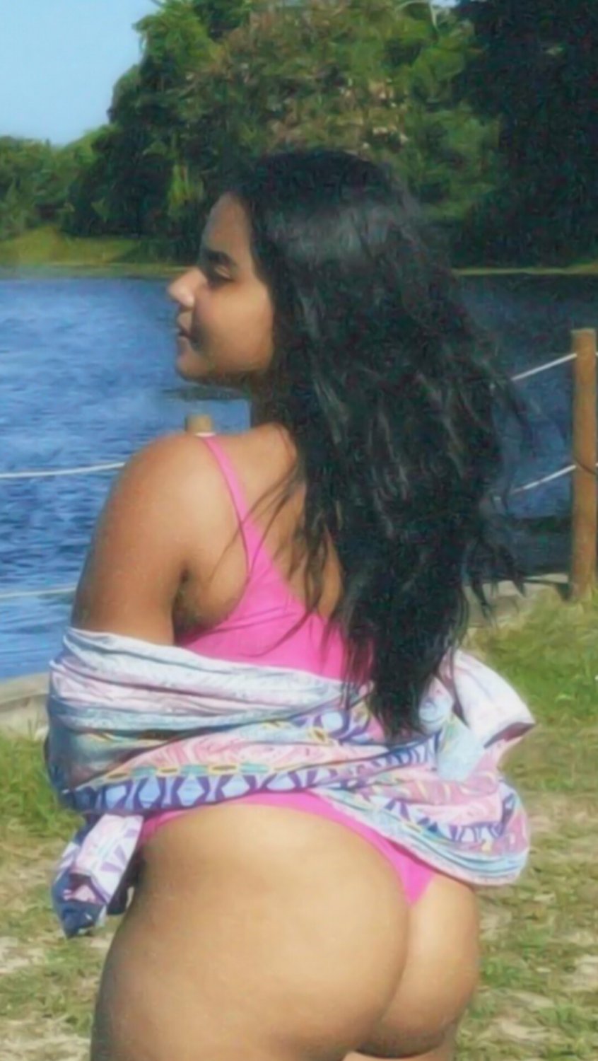 Moreninha rabuda se exibindo #o7krnAyY