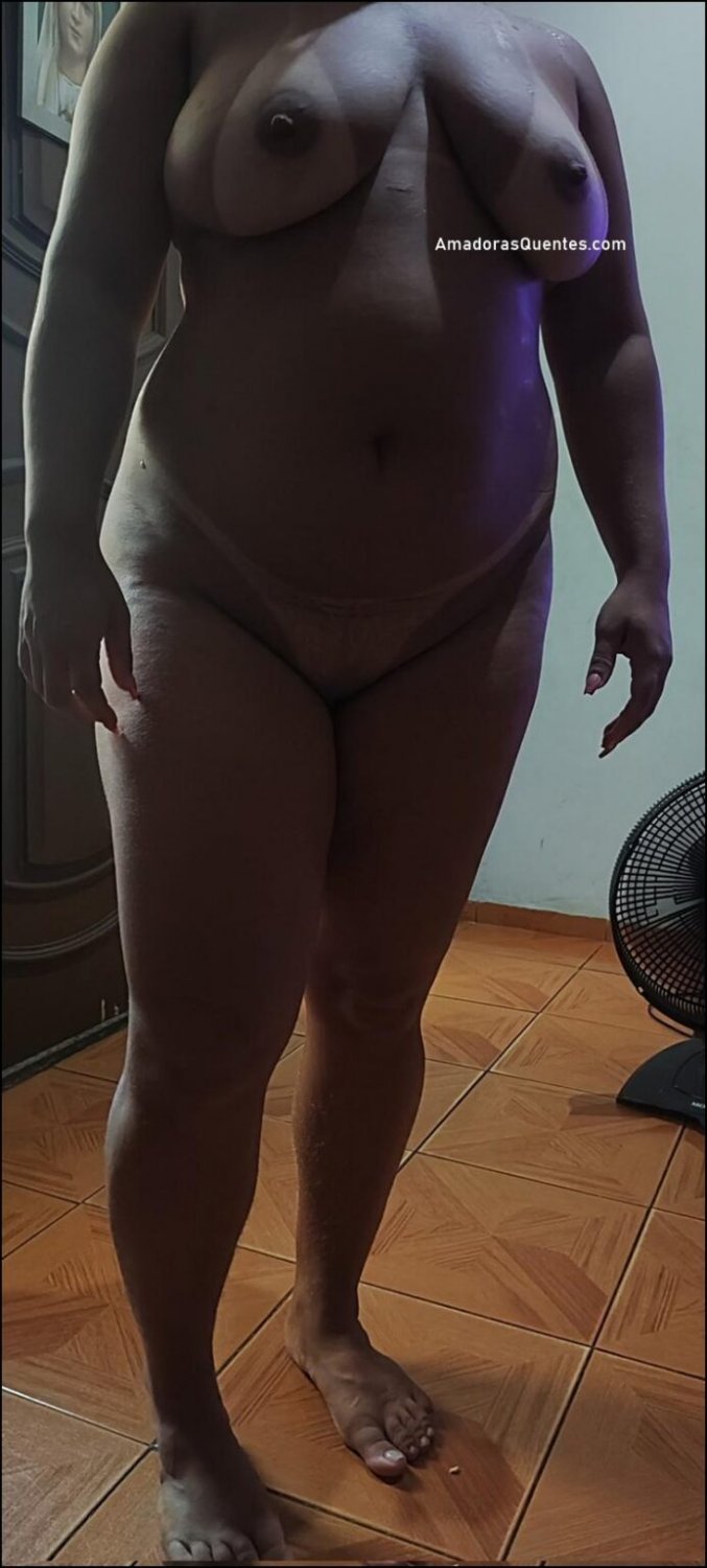 Gordinha-gostosa-casada-exibida #Tg7hDxST