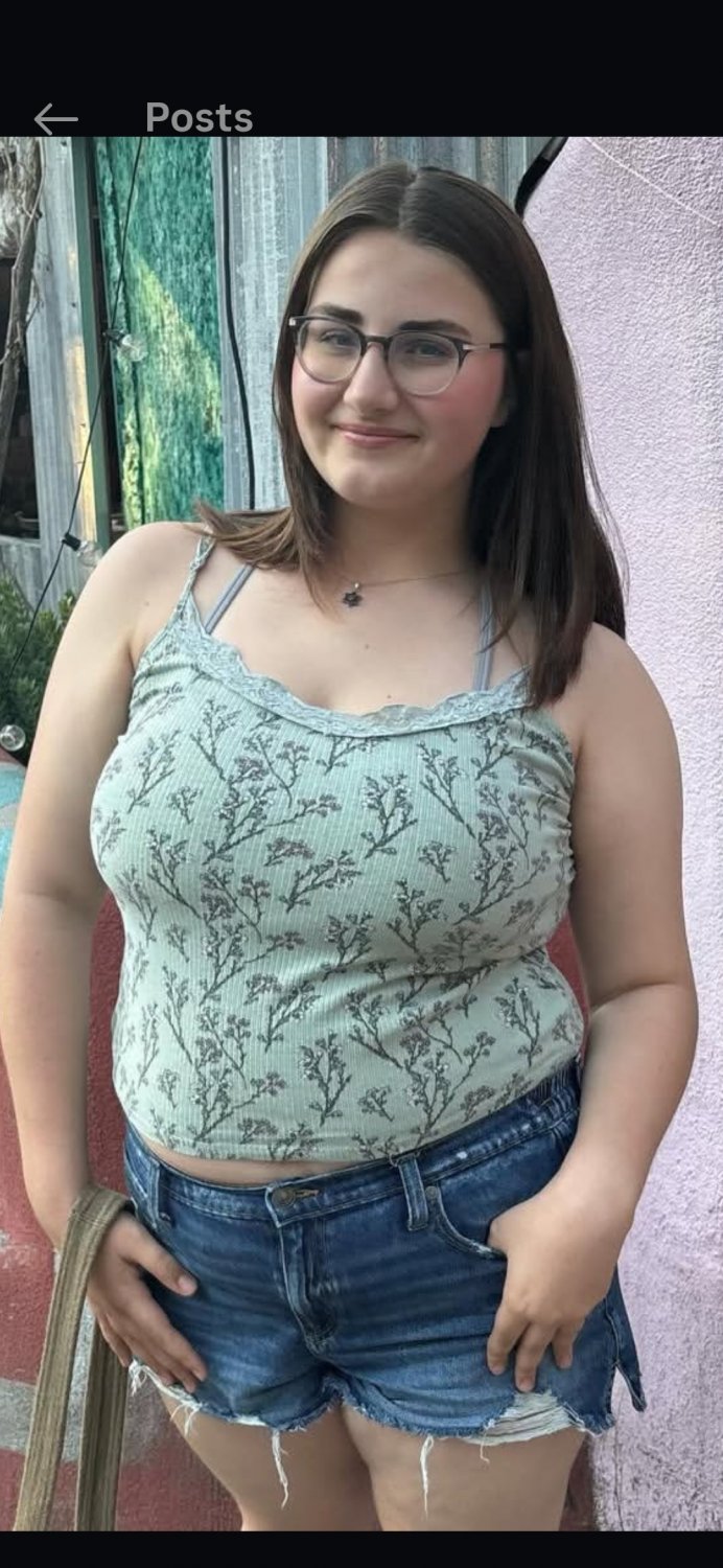 Look at me, Noa Robertson #k5qv245I