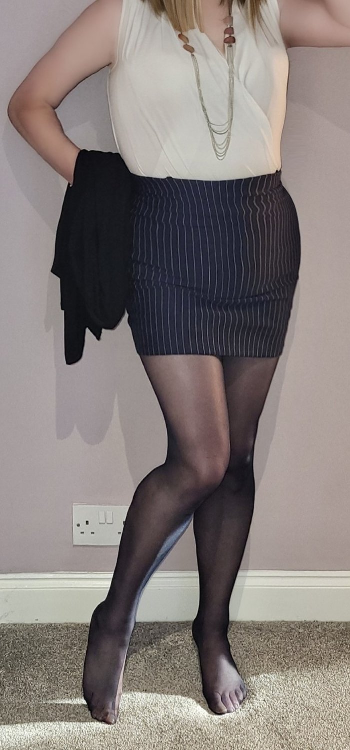 Stinky Nylon Feet 208 #DaCfReKl